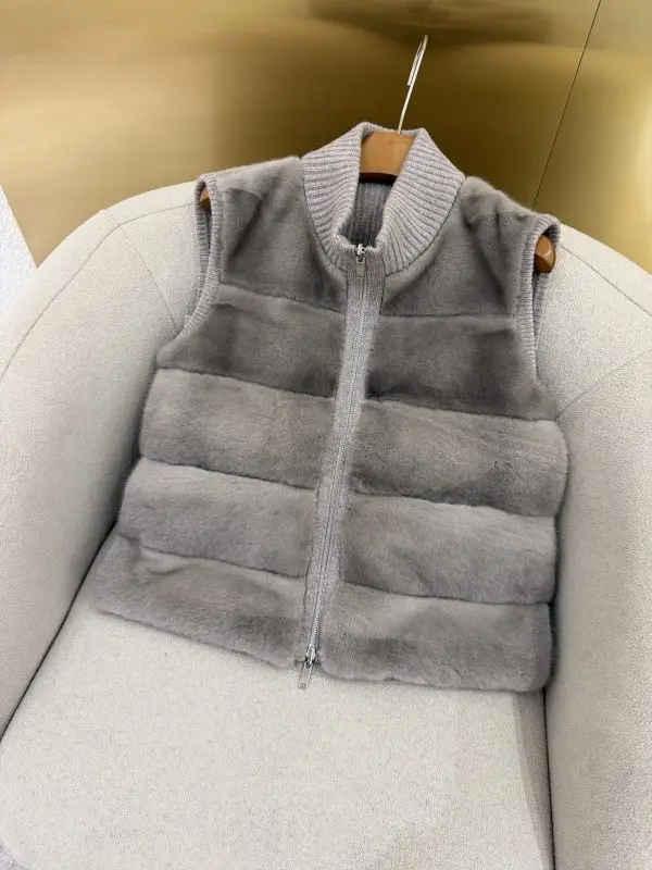 Loro Piana — Двостороння жилетка вовняна з норковым хутром