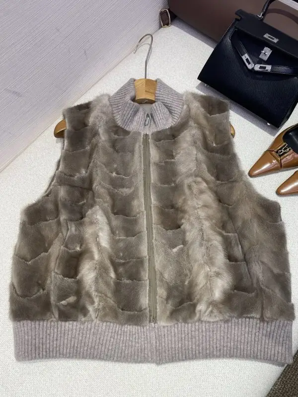 Loro Piana — Vest cashmere from норковым fur