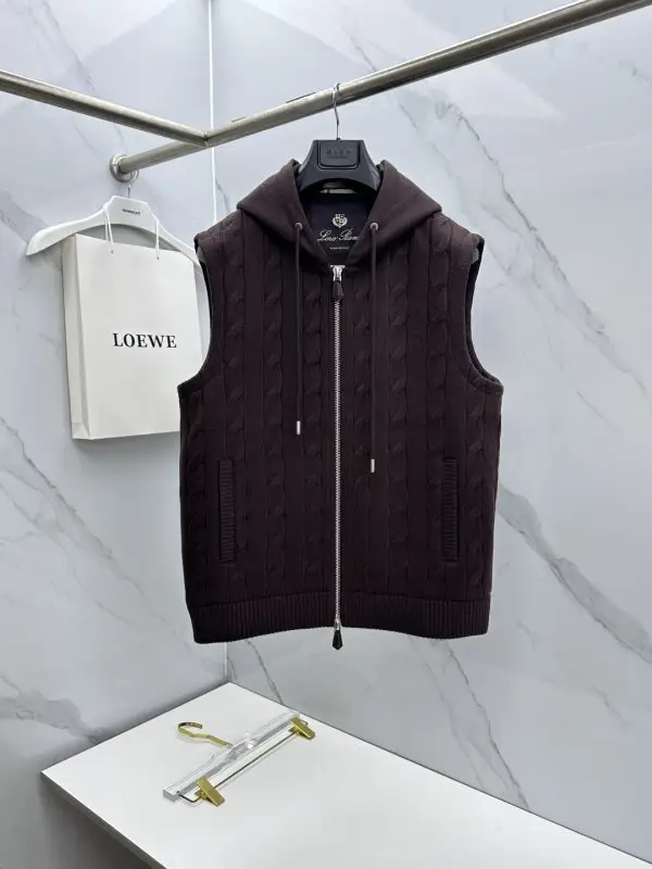 Loro Piana — Жилетка мужская