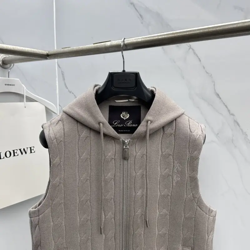Loro Piana Жилетка мужская — Фото 3