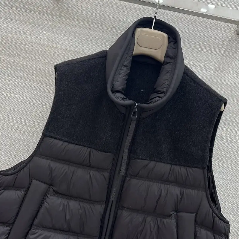 Loro Piana Vest on feathers women's — Photo 2