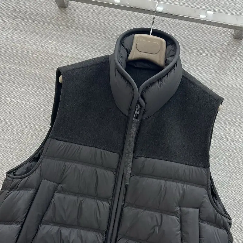 Loro Piana Vest on feathers women's — Photo 2