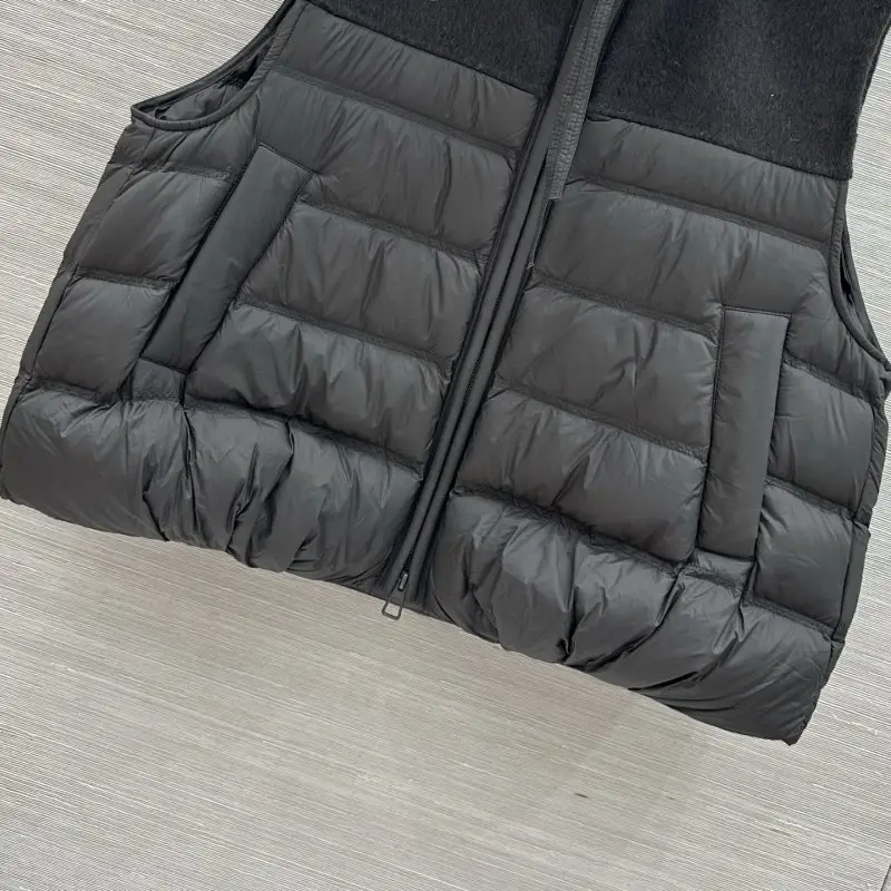 Loro Piana Vest on feathers women's — Photo 5
