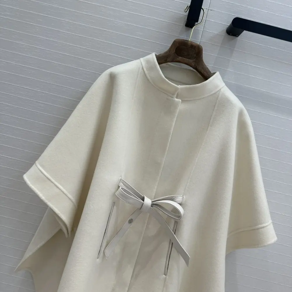 Loro Piana Women's cashmere coat — Photo 2