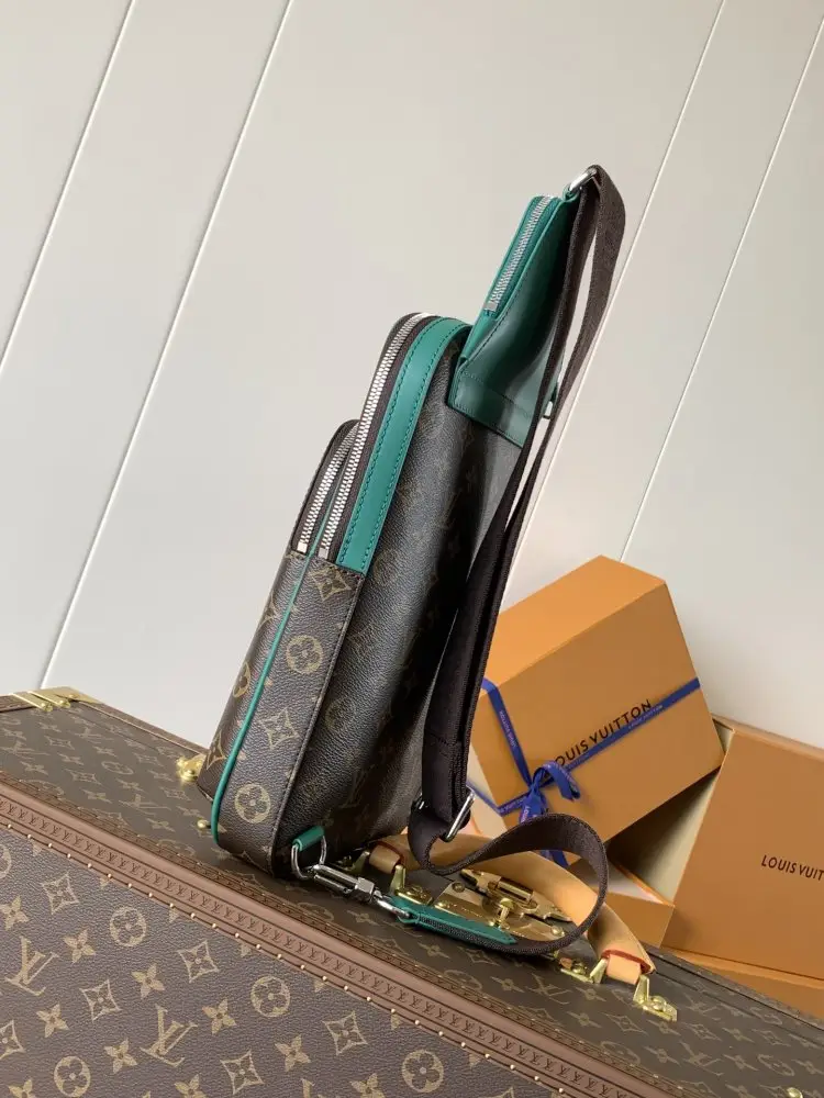 Louis Vuitton Сумка через плече Avenue — Фото 2