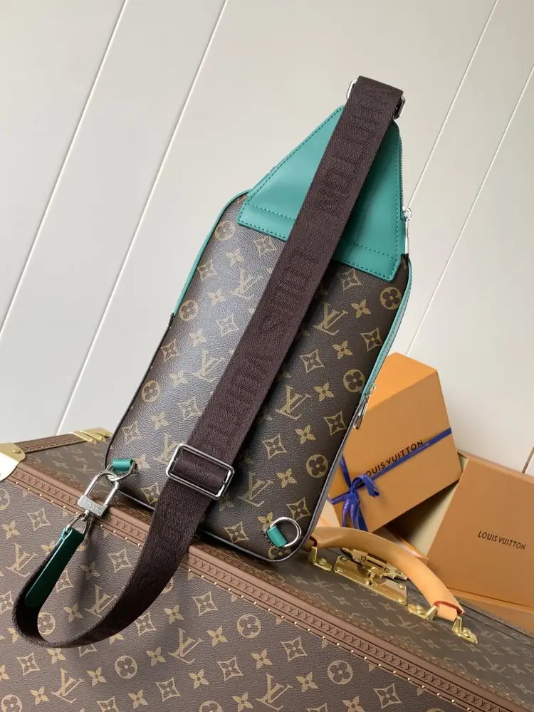 Louis Vuitton Сумка через плече Avenue — Фото 3