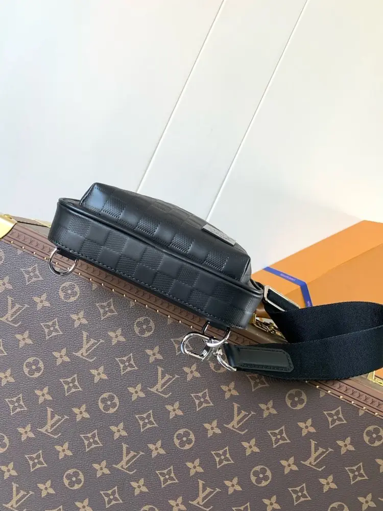 Louis Vuitton Сумка через плечо Avenue — Фото 4