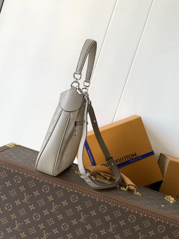 Louis Vuitton A bag All Around PM 25 cm — Photo 2