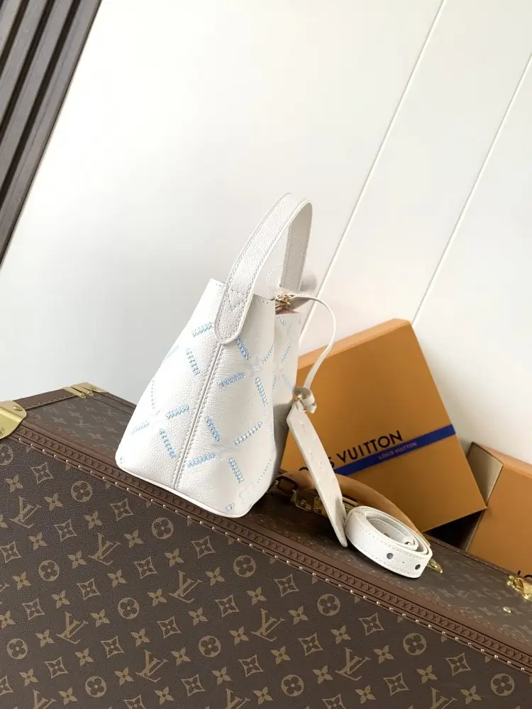 Louis Vuitton Сумка All In BB 16 см — Фото 2