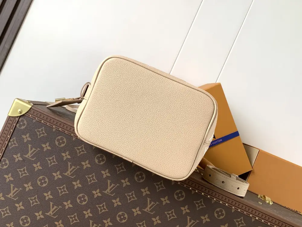 Louis Vuitton Сумка All In BB 16 см — Фото 4