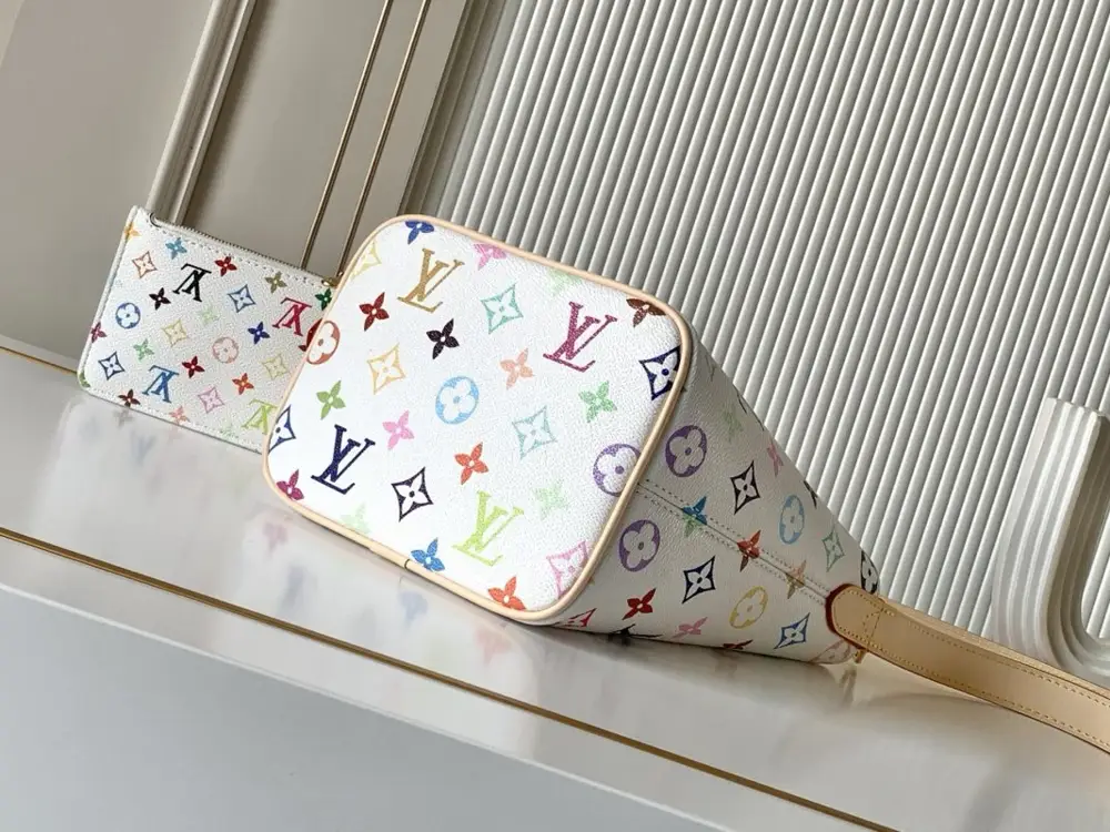 Louis Vuitton A bag All In BB women's 16 cm — Photo 3