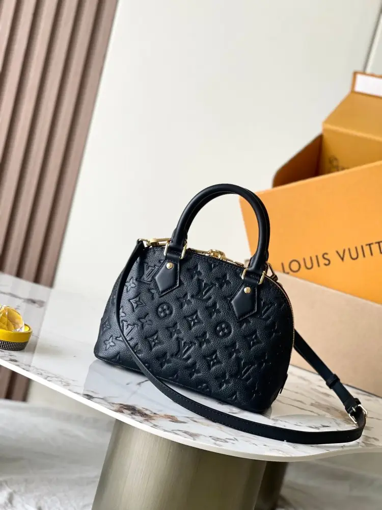 Louis Vuitton Сумка Alma BB 17 см — Фото 3