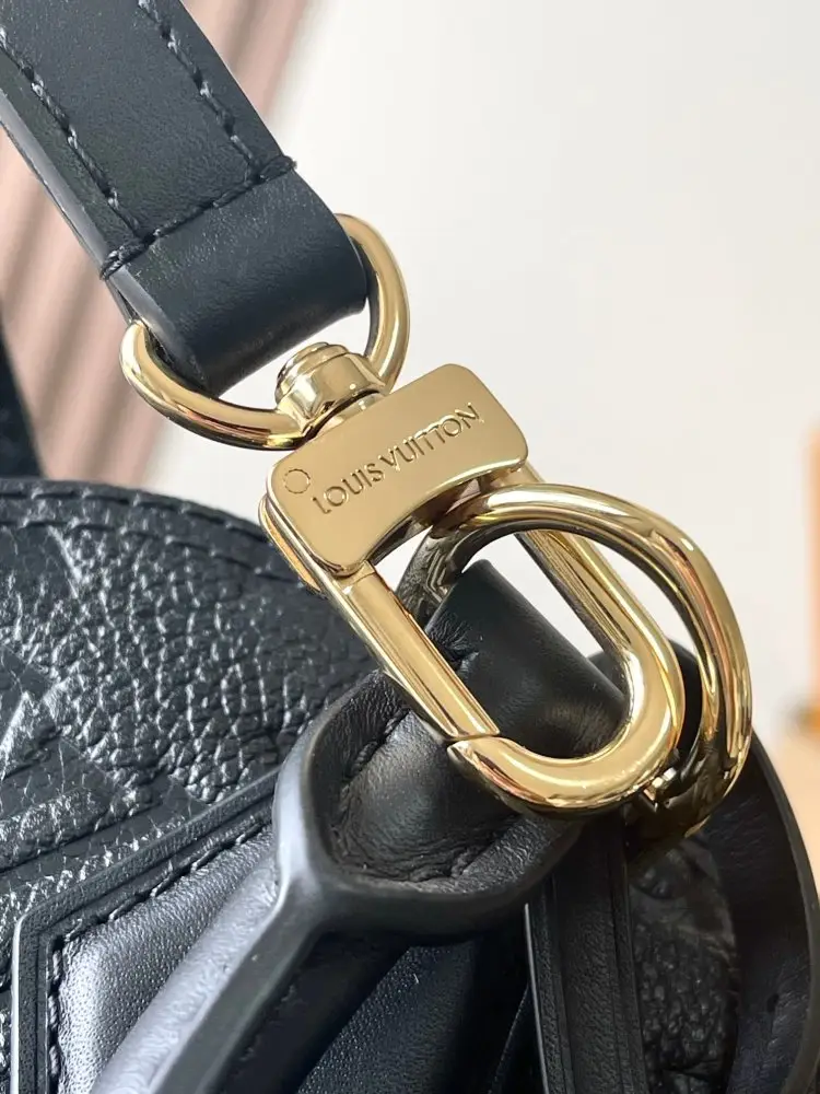 Louis Vuitton Сумка Alma BB 17 см — Фото 5