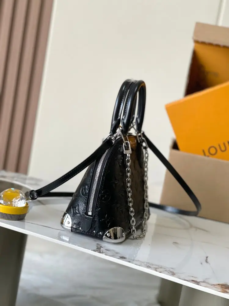 Louis Vuitton Сумка Alma BB 19 см — Фото 2
