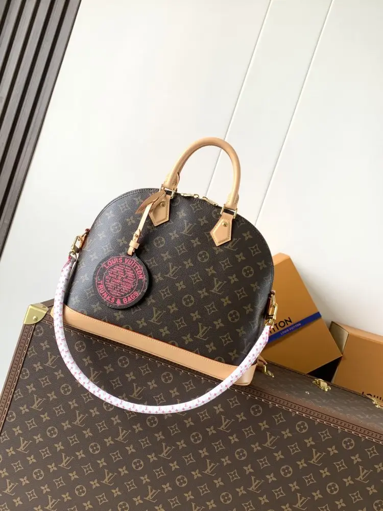 Louis Vuitton Сумка Alma Soft 37 см — Фото 2