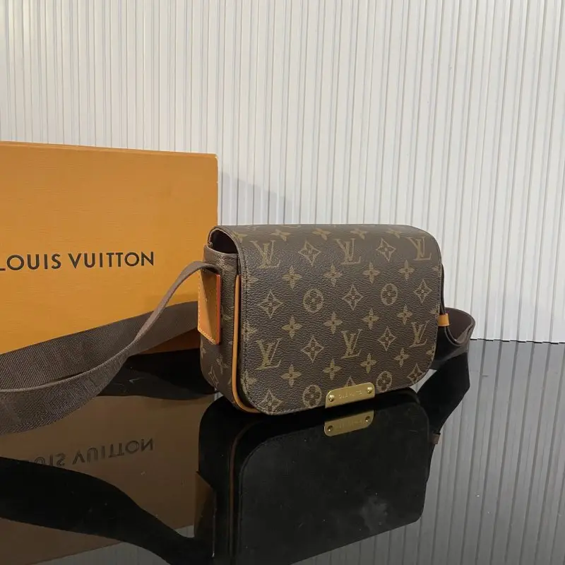 Louis Vuitton Сумка Bastille 24 см з канваса Monogram — Фото 2