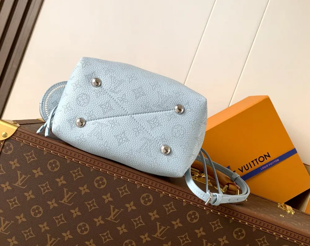 Louis Vuitton Сумка Bella 22 см — Фото 4
