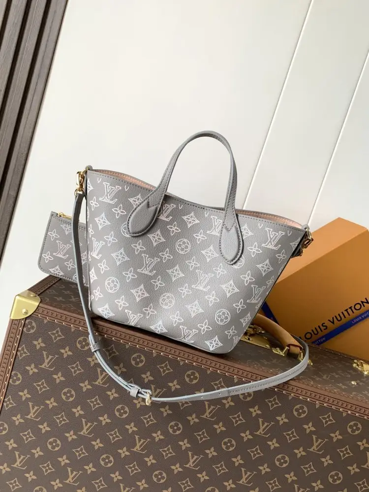 Louis Vuitton A bag Blossom 20 cm — Photo 4