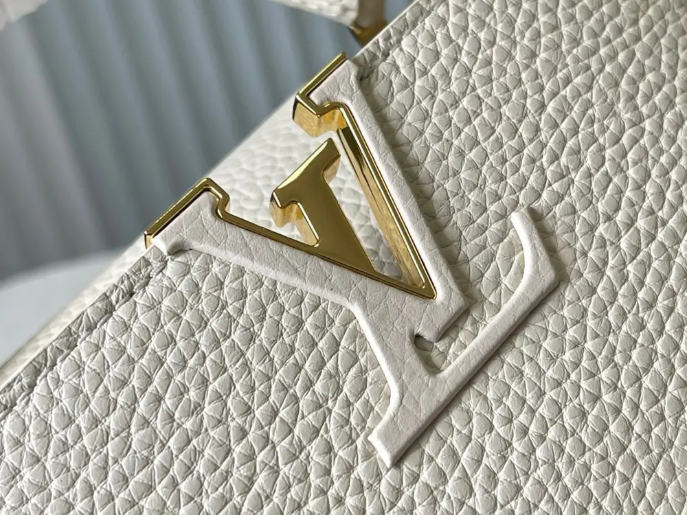 Louis Vuitton Сумка Capucines 21 см в коже Taurillon — Фото 4
