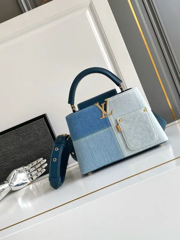 Louis Vuitton — Сумка Capucines BB Denim 27 см джинсовая