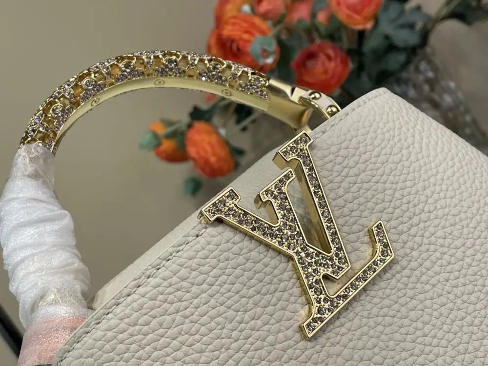 Louis Vuitton Сумка Capucines шкіряна 21 см — Фото 5