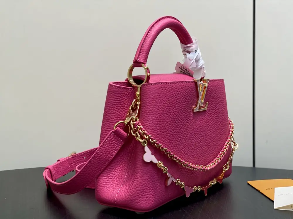Louis Vuitton Сумка Capucines кожаная 27 см — Фото 2