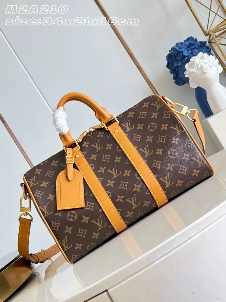 Louis Vuitton — Сумка дорожняя Keepall Bandoulière 35