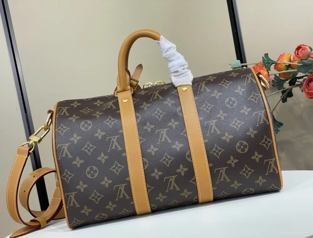 Louis Vuitton A bag highway KEEPALL BANDOULIÈRE 35 — Photo 2