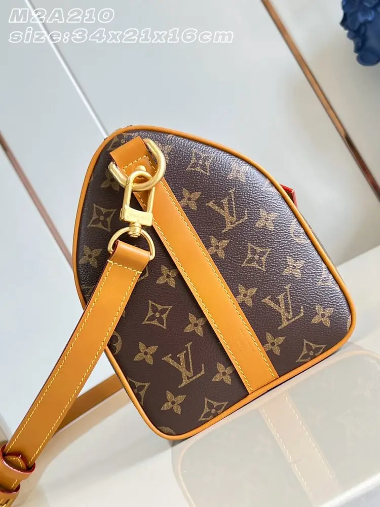 Louis Vuitton Сумка дорожняя Keepall Bandoulière 35 — Фото 4