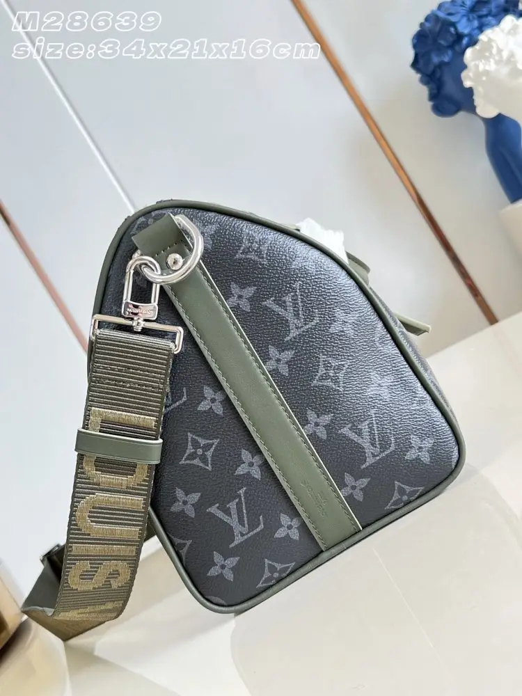 Louis Vuitton Сумка дорожняя Keepall Bandoulière 35 — Фото 4