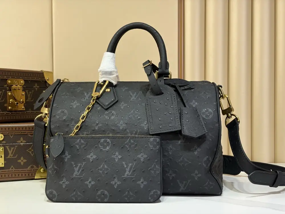 Louis Vuitton — Сумка дорожняя SPEEDY BANDOULIÈRE 30