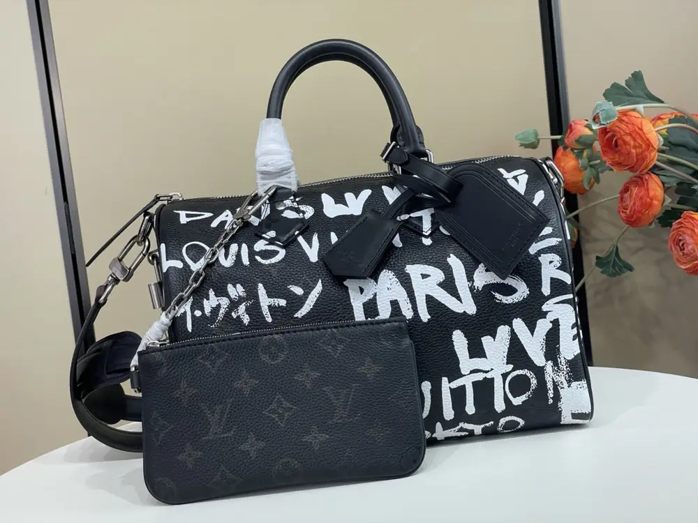 Louis Vuitton — Сумка дорожняя Speedy Bandulier 30
