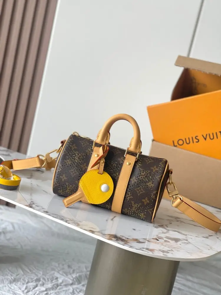 Louis Vuitton — Сумка KEEPALL BANDOULIÈRE 25