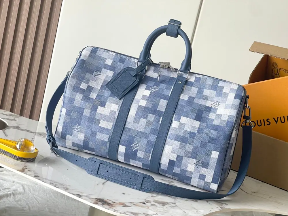 Louis Vuitton — Сумка KEEPALL BANDOULIÈRE 45