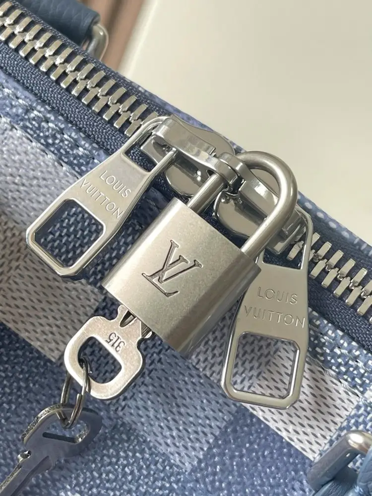 Louis Vuitton Сумка KEEPALL BANDOULIÈRE 45 — Фото 5