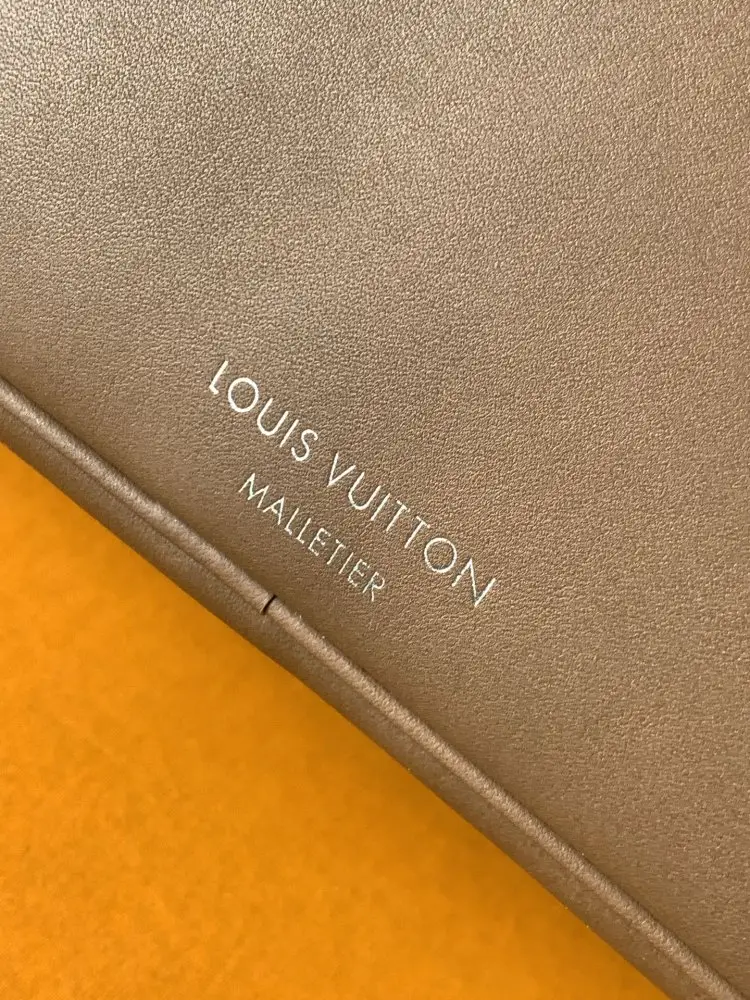 Louis Vuitton Сумка Keepall Cargo Bandoulière 35 — Фото 5