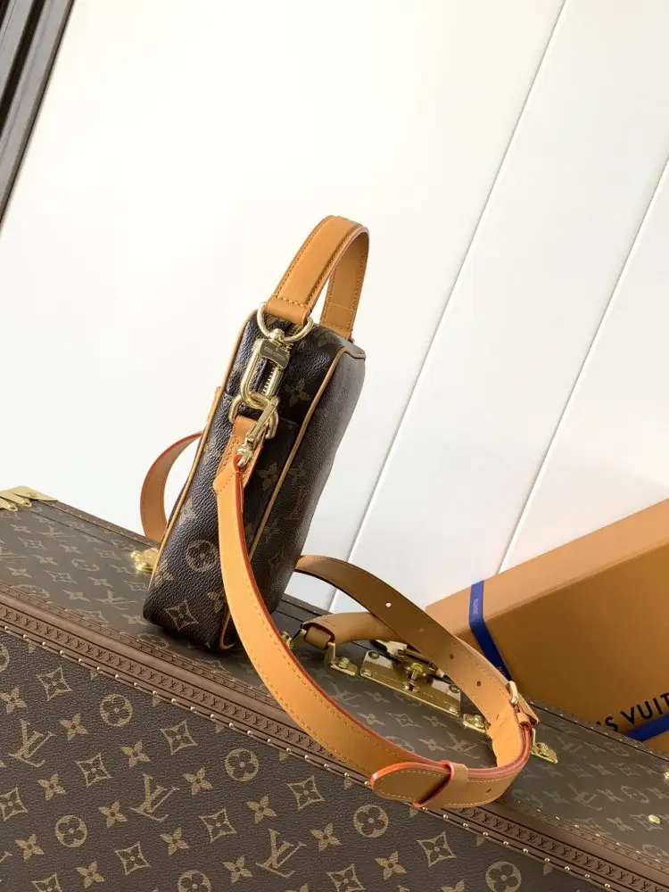 Louis Vuitton Сумка кроссбоди Danube M14013 Monogram Canvas — Фото 2