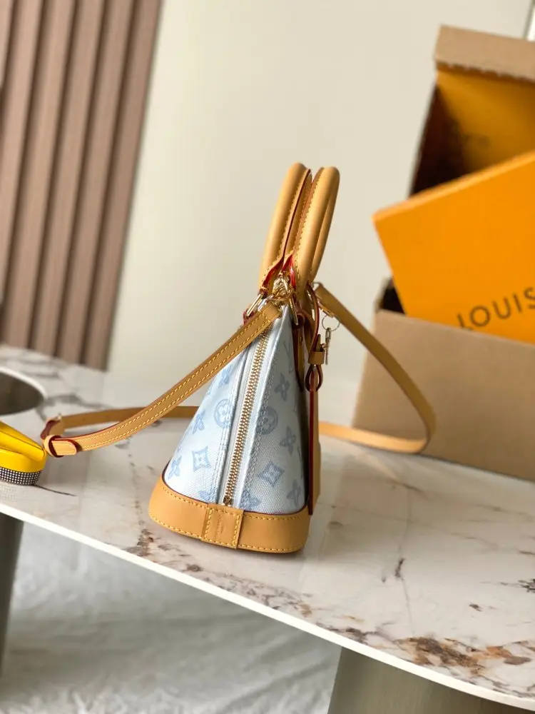 Louis Vuitton Сумка Locker Dopp Kit 23 см — Фото 2