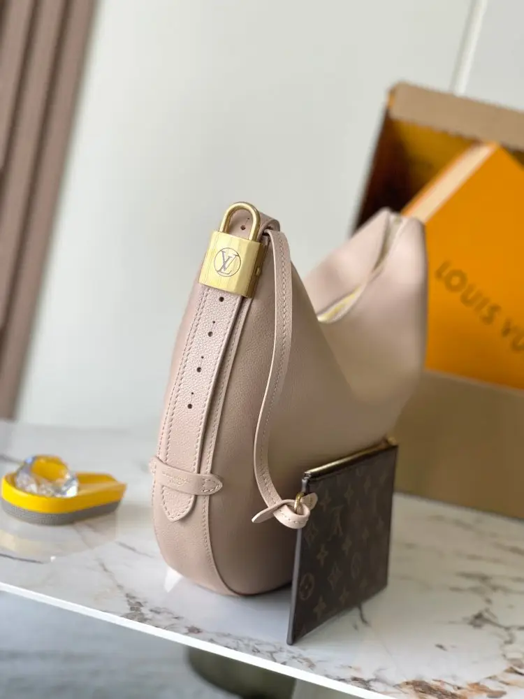 Louis Vuitton Сумка Low Key Cookie шкіряна 32 см — Фото 2
