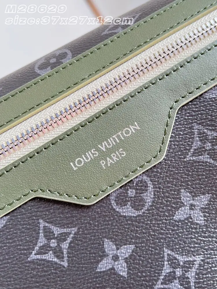 Louis Vuitton Сумка месенджер Courrier 37 см — Фото 3