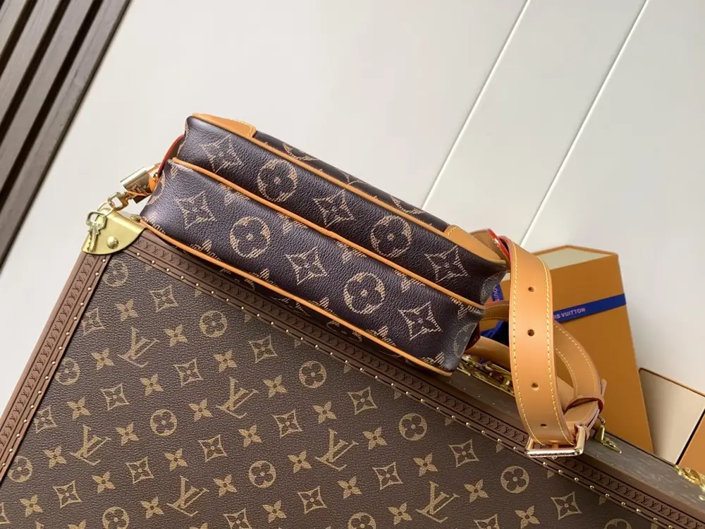 Louis Vuitton Сумка мессенджер Nil 25 см — Фото 4