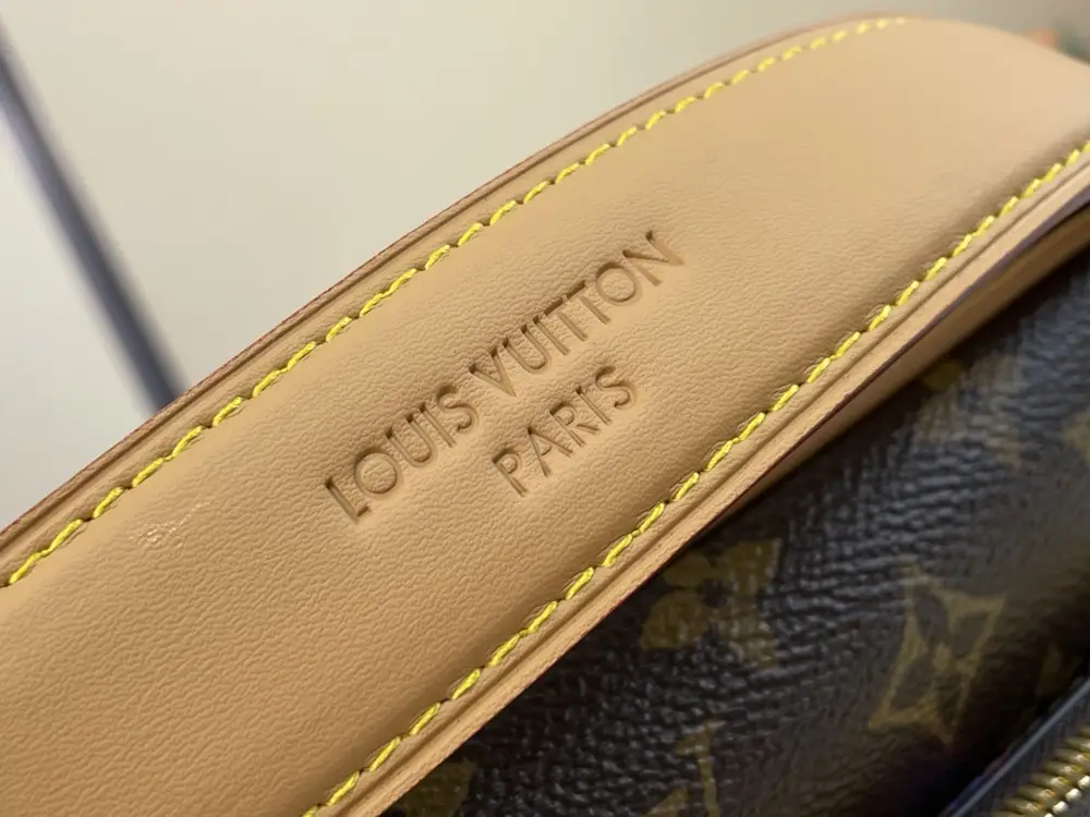 Louis Vuitton A bag messenger NIL 25 cm — Photo 5