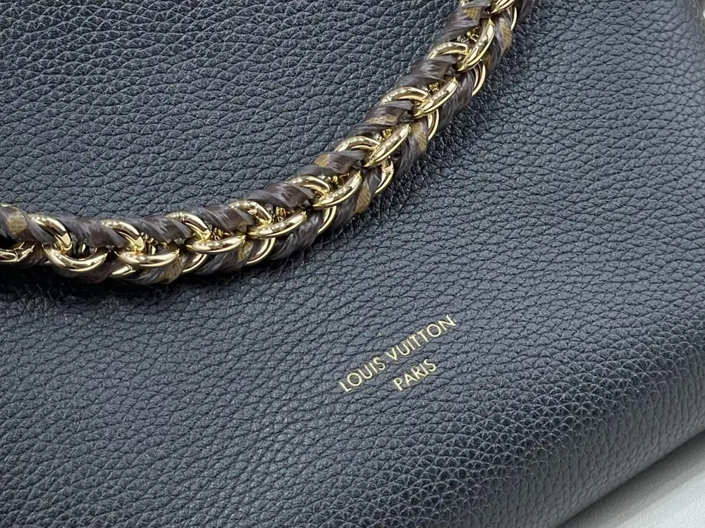 Louis Vuitton A bag Multipass 17 cm — Photo 5