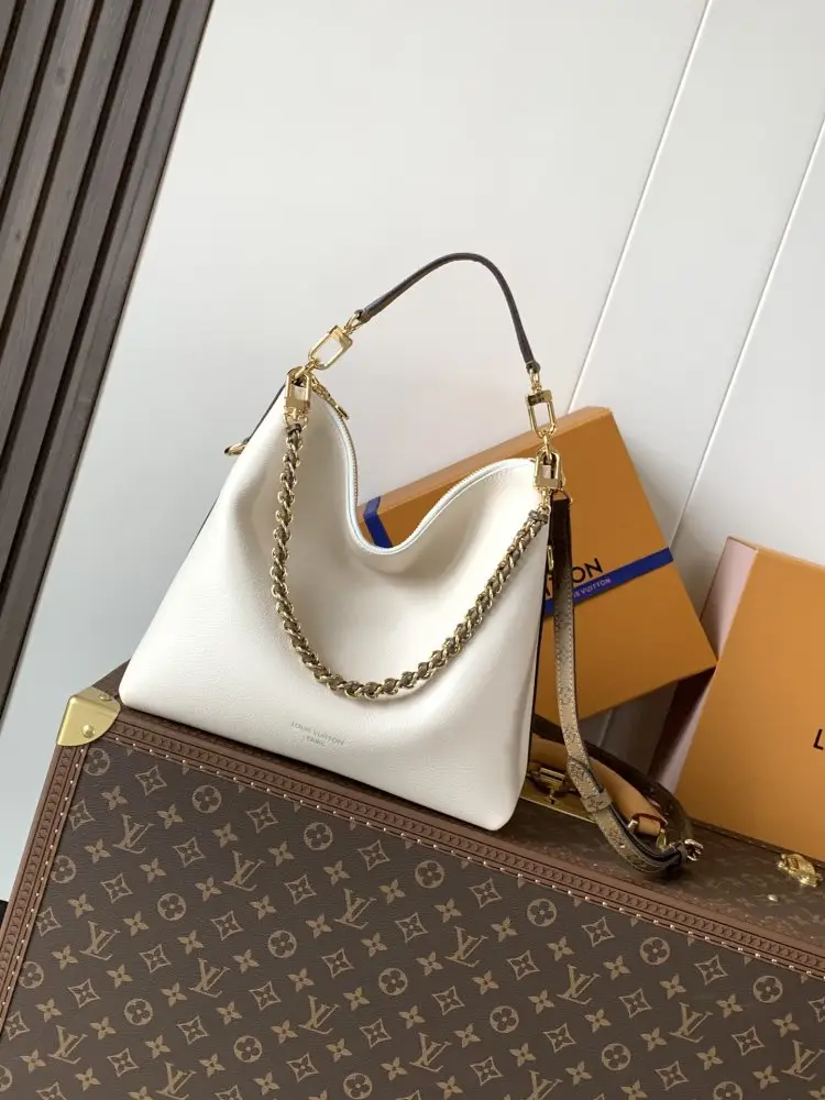 Louis Vuitton — Сумка Multipass 26 см