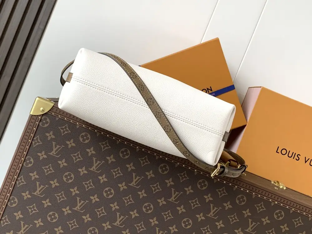 Louis Vuitton Сумка Multipass 26 см — Фото 4