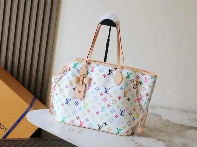 Louis Vuitton — Сумка Neverfull 31 см