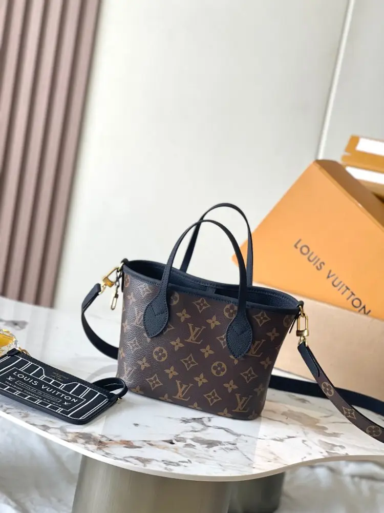 Louis Vuitton — Сумка Neverfull Bandouliere Inside Out BB