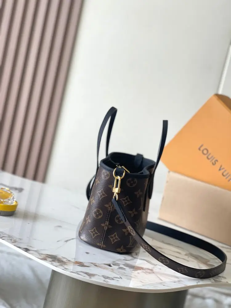 Louis Vuitton Сумка Neverfull Bandouliere Inside Out BB — Фото 2