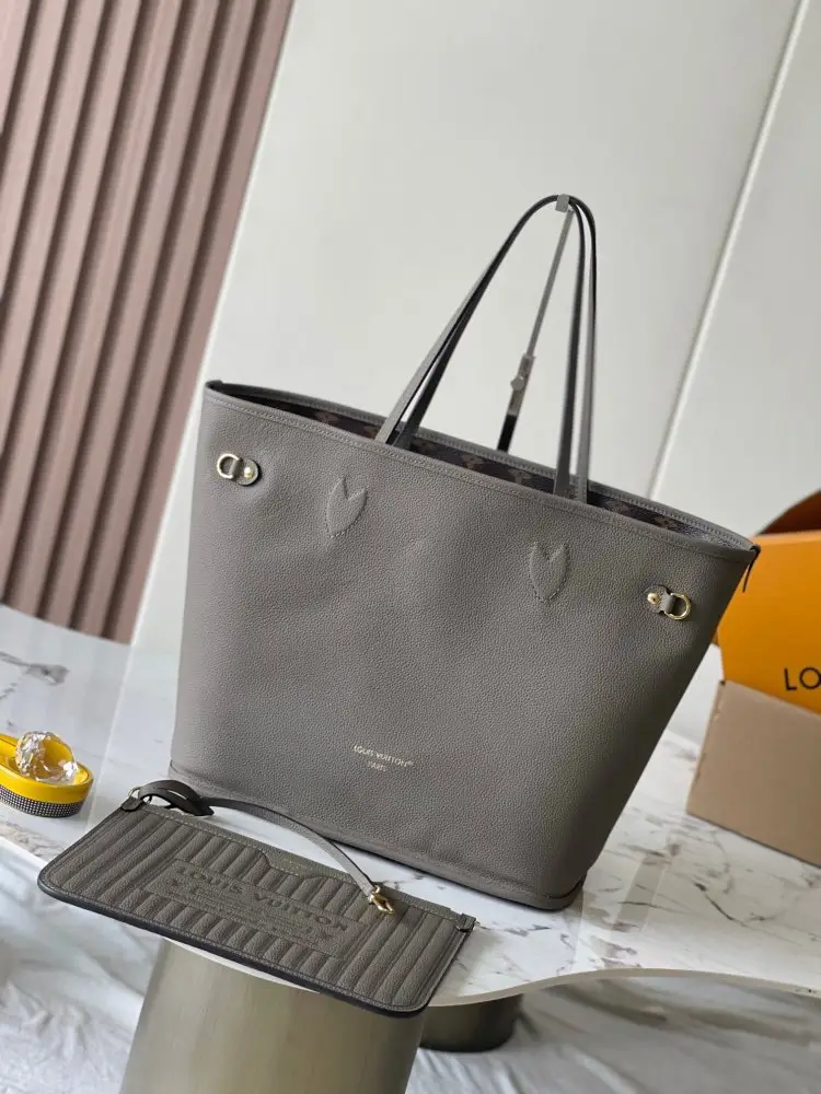 Louis Vuitton — Сумка Neverfull Inside Out 31 см