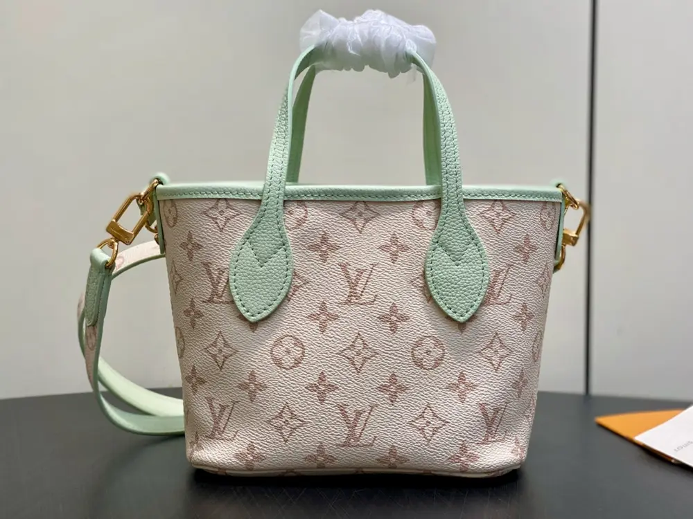 Louis Vuitton Сумка Neverfull Inside Out BB 26 см — Фото 1